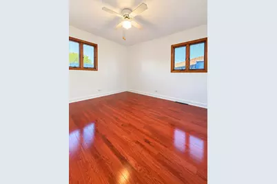 7852 Neenah Avenue, Burbank, IL 60459 - Photo 11