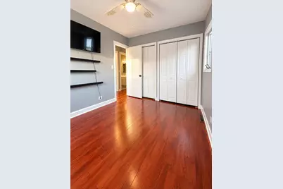 7852 Neenah Avenue, Burbank, IL 60459 - Photo 9