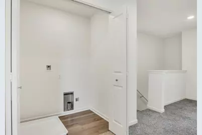2700 Arrowhead Drive, Pingree Grove, IL 60140 - Photo 21
