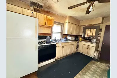 2180 S 17th Street, Springfield, IL 62703 - Photo 5