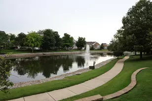 1139 Georgetown Way, Vernon Hills, IL 60061 - Photo 37