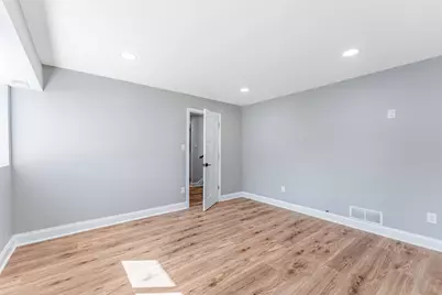 2057 W Helen Drive, Romeoville, IL 60446 - Photo 31