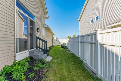 2057 W Helen Drive, Romeoville, IL 60446 - Photo 35