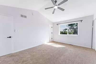 2057 W Helen Drive, Romeoville, IL 60446 - Photo 15