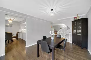 9054 Forestview Rd, Evanston, IL 60203 - Photo 7