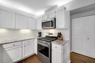 9054 Forestview Rd, Evanston, IL 60203 - Photo 9