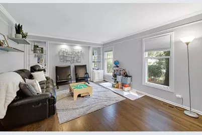 9054 Forestview Road, Evanston, IL 60203 - Photo 3