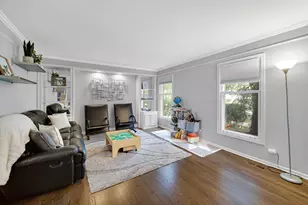 9054 Forestview Rd, Evanston, IL 60203 - Photo 3