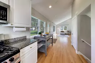 1445 N Webster St, Naperville, IL 60563 - Photo 13