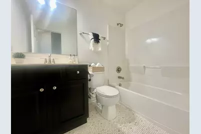 1736 Persimmon Street, Hanover Park, IL 60133 - Photo 21