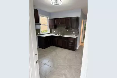 3936 W Cornelia Avenue #1, Chicago, IL 60618 - Photo 7