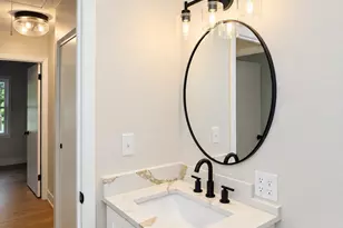 30W234 Claymore Ln, Naperville, IL 60563 - Photo 23