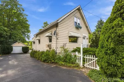 1705 Riverside Avenue, Saint Charles, IL 60174 - Photo 1