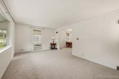 1705 Riverside Avenue, Saint Charles, IL 60174 - Photo 3