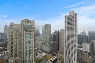 10 E Ontario St, Chicago, IL 60611 - Photo 11