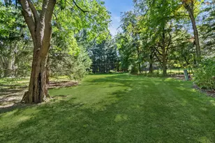 42W433 Jens Jensen Ln, Saint Charles, IL 60175 - Photo 33