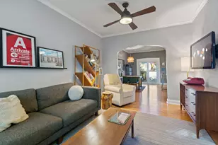 3432 N Troy St, Chicago, IL 60618 - Photo 3