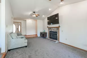 3121 Sportsman Club Rd, Bourbonnais, IL 60914 - Photo 19