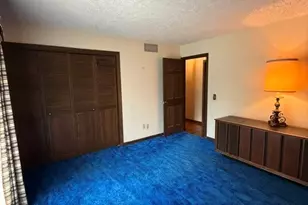 312 S Hershey Rd, Bloomington, IL 61704 - Photo 17