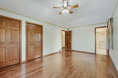 9015 Natoma Avenue, Oak Lawn, IL 60453 - Photo 17