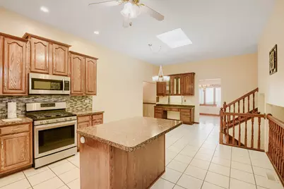 9015 Natoma Avenue, Oak Lawn, IL 60453 - Photo 11