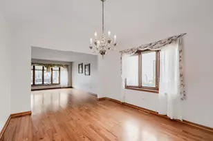 9015 Natoma Ave, Oak Lawn, IL 60453 - Photo 7