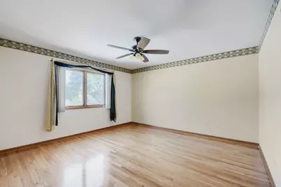9015 Natoma Avenue, Oak Lawn, IL 60453 - Photo 13