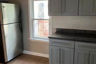 331 W 61st St, Chicago, IL 60621 - Photo 7
