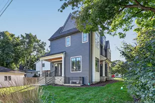 601 S Stough St, Hinsdale, IL 60521 - Photo 3