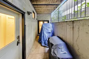 6100 N Hermitage Ave, Chicago, IL 60660 - Photo 33