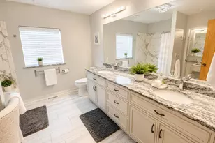 1034 N Forest Rd Rd, La Grange Park, IL 60526 - Photo 9