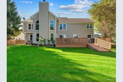 885 Stockbridge Place, Elgin, IL 60120 - Photo 35