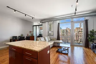 770 W Gladys Ave, Chicago, IL 60661 - Photo 9