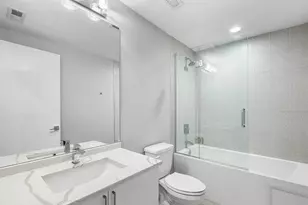 650 N Morgan St, Chicago, IL 60642 - Photo 21