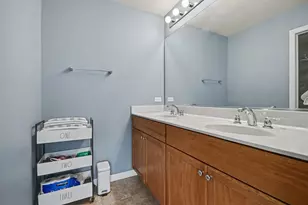 1011 Green Meadow Ave, Vernon Hills, IL 60061 - Photo 13