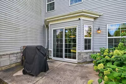 1011 Green Meadow Avenue, Vernon Hills, IL 60061 - Photo 21