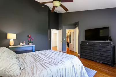 6080 Halloran Lane, Hoffman Estates, IL 60192 - Photo 13