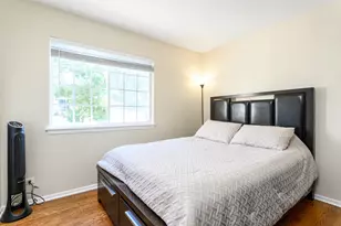 6080 Halloran Ln, Hoffman Estates, IL 60192 - Photo 17
