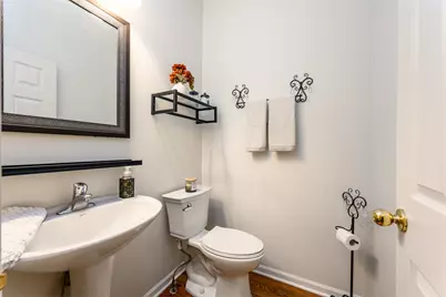 6080 Halloran Lane, Hoffman Estates, IL 60192 - Photo 11