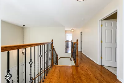 6080 Halloran Lane, Hoffman Estates, IL 60192 - Photo 19