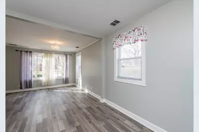 400 7th Avenue, Libertyville, IL 60048 - Photo 9