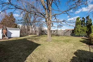 400 7th Ave, Libertyville, IL 60048 - Photo 25