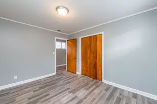 400 7th Ave, Libertyville, IL 60048 - Photo 17