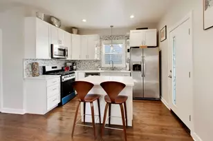 3429 N Kildare Ave, Chicago, IL 60641 - Photo 9