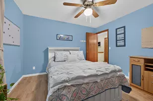 1208 Royal Pointe Dr, Bloomington, IL 61704 - Photo 25