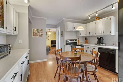 1347 Sleepy Hollow Road, Glenview, IL 60025 - Photo 5