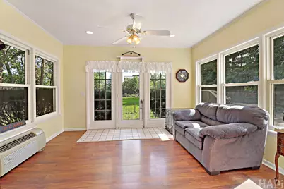 1347 Sleepy Hollow Road, Glenview, IL 60025 - Photo 7