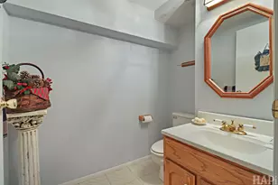 1347 Sleepy Hollow Rd, Glenview, IL 60025 - Photo 11