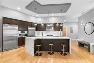650 N Morgan St, Chicago, IL 60642 - Photo 5