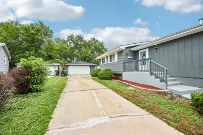 3424 Hickory Lane, Hazel Crest, IL 60429 - Photo 3